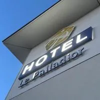 Hôtel Le Palladior Voiron，位于瓦龙的酒店