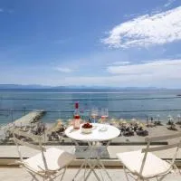 Aeloria Boutique Hotel Corfu，位于贝尼蔡斯的酒店