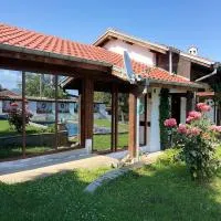 Nadejda Guest House in Tyzha，位于Tŭzha的酒店