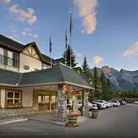 坎莫尔海岸酒店及会议中心，位于坎莫尔的酒店