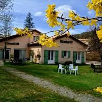 Gite des Monges，位于Authon的酒店