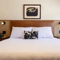 The Stranger Lodge - Pet Friendly，位于姊妹城的酒店