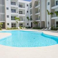 Beach Escape with Pool and Walk to the Beach，位于Dominica的酒店