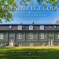 Brændte Ege Gods，位于尼克宾法尔斯特的酒店