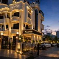 Hotel Royal Villa，位于那格浦尔的酒店