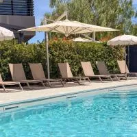 Ibis Lunel Petite Camargue，位于吕内尔的酒店