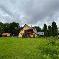Rõuge Suurjärve Külalistemaja，位于Rõuge的酒店