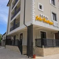 Jolie Boutique Hotel Corp B，位于克拉约瓦的酒店