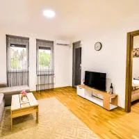 New Modern Apartments with Private Parking，位于Leštane的酒店