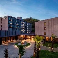 Crowne Plaza Labuan Bajo by IHG，位于纳闽巴霍的酒店