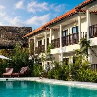 Hotel Villa Toti，位于圣维罗尼卡的酒店