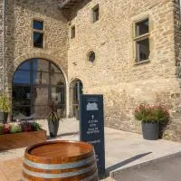 Château du Poët-Célard，位于Le Poët-Célard的酒店