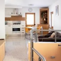 Casa Delia，位于隆加罗内的酒店