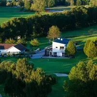 Söderåsens Golf Lodge，位于Risekatslösa的酒店