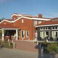 Hotel Eleganz,位于Rustow的酒店