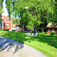 Hem till Gården boutique hotel,位于韦斯特罗斯的酒店