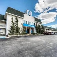 新伦敦6号汽车旅馆 - 奈安蒂克,位于奈安蒂克的酒店