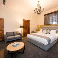 The Parkview Boutique hotel，位于马奇的酒店
