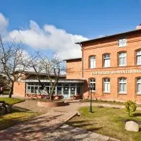Eisenbahnromantik Hotel,位于Meyenburg的酒店