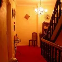 海豚酒店,位于Moulins-la-Marche的酒店