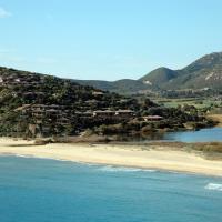 Case Sul Mare Residenze Di Bes，位于奇亚的酒店