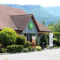 钟楼格勒诺布尔北莫兰沃雷普酒店，位于穆瓦朗的酒店