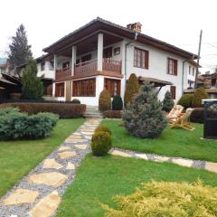 Family Vacation Home Topolnitza