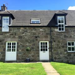 Dunnottar Woods Cottage