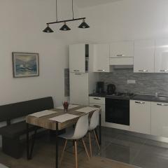 Studio apartman Dado