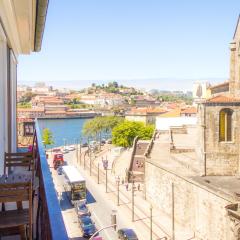 Liiiving in Porto | Ribeira Boutique Apartment