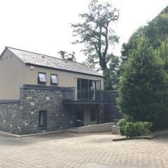 Holiday Home On Farnham Estate