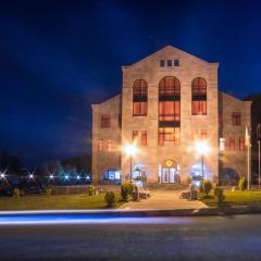 Armenia Hotel