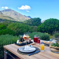 The Salt House Guest House in Hout Bay