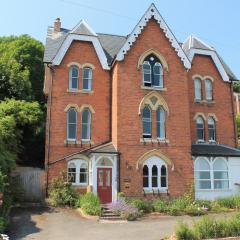 Ashbury Bed & Breakfast