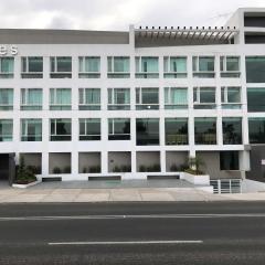 Best Western Plus Metepec & Suites