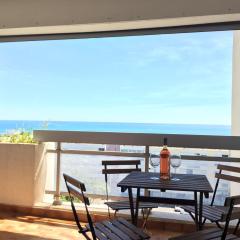 Exceptionnel ! Appartement vue imprenable sur mer.