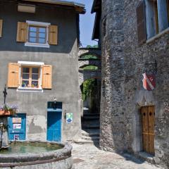 Au Cheval Blanc - appartements et chambres d'hôtes