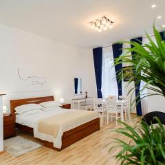 M&M Aparthotel VIP
