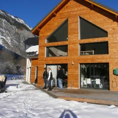 #Lemasdoisans au pied de l'Alpe d'Huez via Bourg d'Oisans L'Etoile des Glaciers