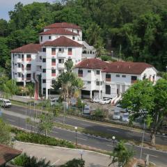 Lumut Titi Panjang Apartment