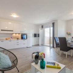 Maiv Residence - Family & Seaside Suites