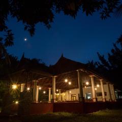 Palmgrove Lake Resort