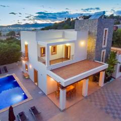Villa Near Ibiza Town Sleeps 12 - 14