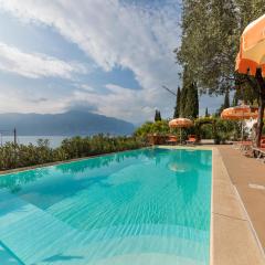 Wonderful Lake View Apartments with Pool with Breakfast GARDASEE