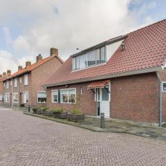 Spacious Family Home Halfweg