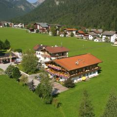 Appartement Frühstückspension Landhaus Karwendel
