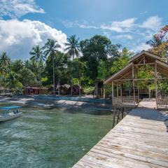 Pristine Paradise Dive Resort Una Una