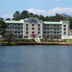 Baymont on the lake by Wyndham Hot Springs