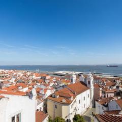 Alfama Loft Studio Loft Apartment w/ River View - by LU Holidays