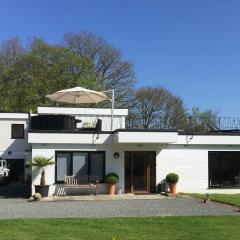 白色小屋住宿加早餐旅馆